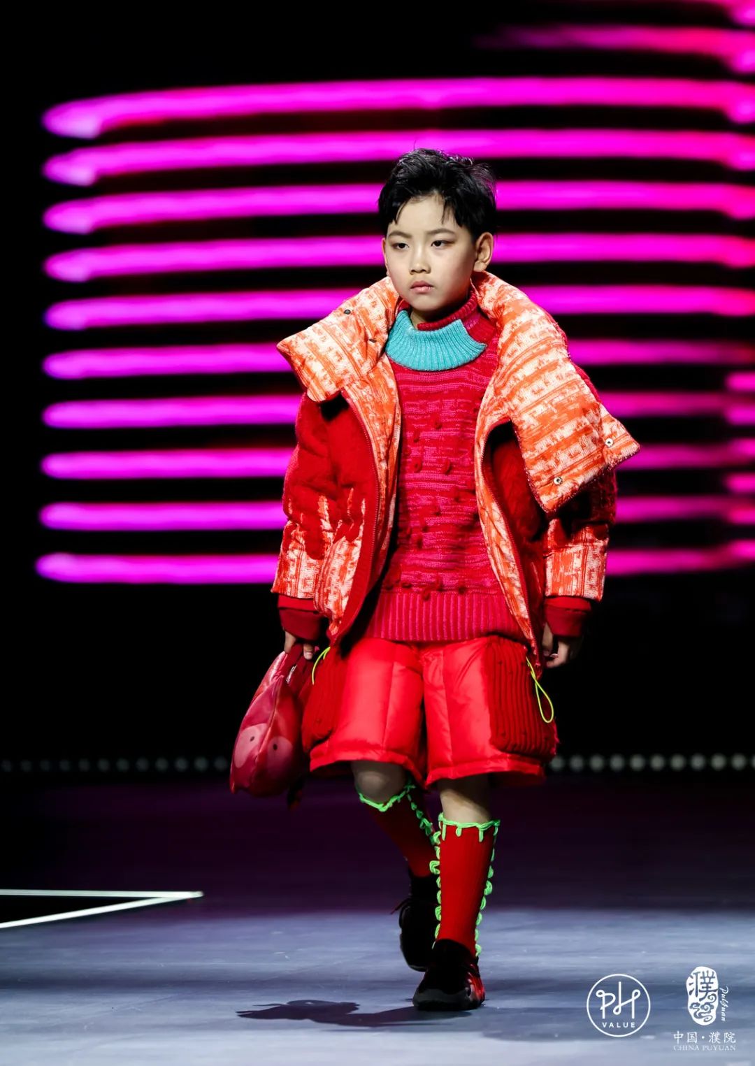 古鎮(zhèn)新時(shí)尚！第八屆&ldquo;濮院杯&rdquo;PH Value中國針織設(shè)計(jì)師大賽決賽暨頒獎(jiǎng)典禮今天舉行