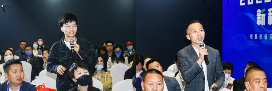 &ldquo;校服價(jià)值回根，引領(lǐng)行業(yè)可持續(xù)健康發(fā)展&rdquo;--2023校服面料新科技創(chuàng)新論壇在滬舉辦