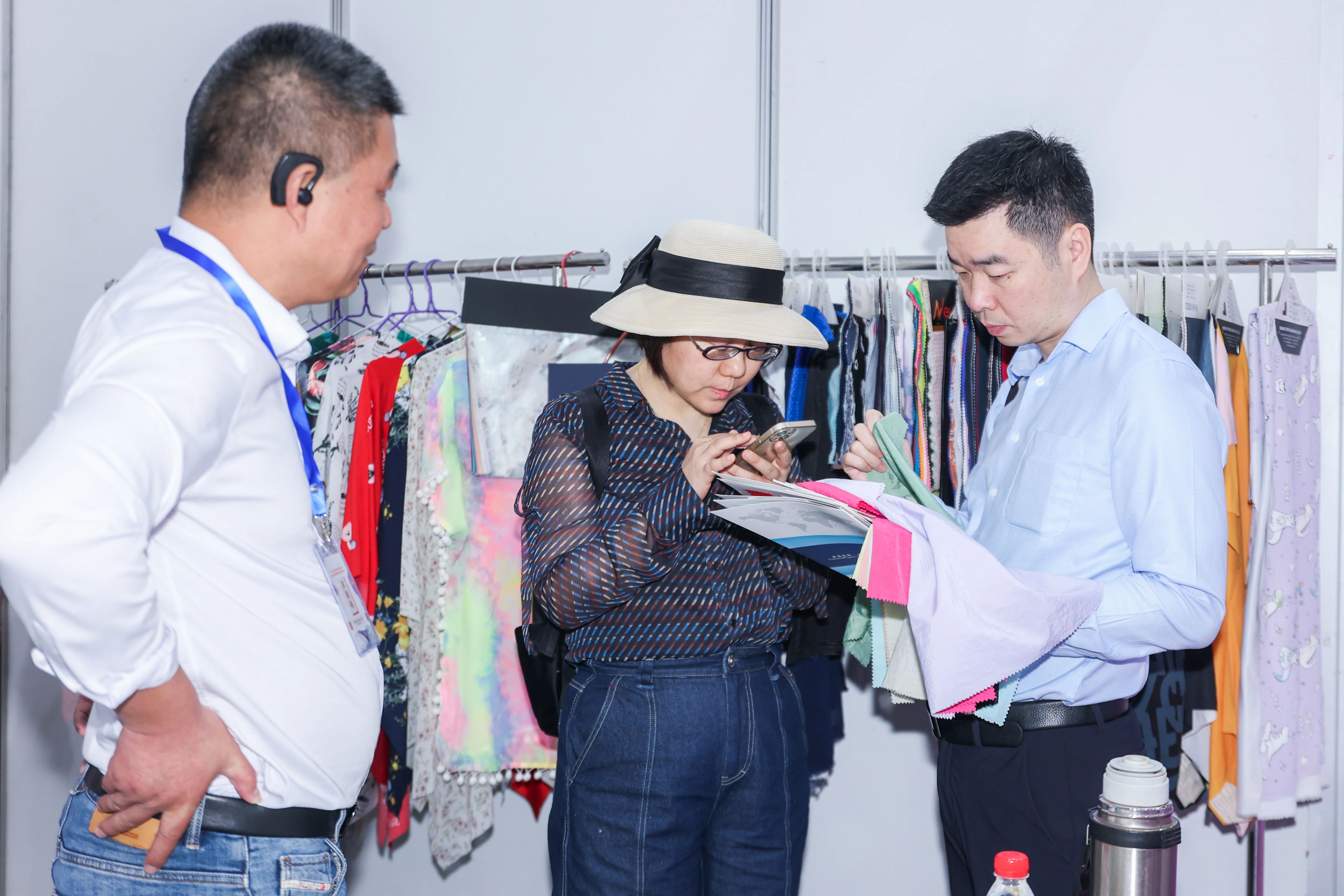 潮起江城，面向未來 | 2023武漢國際紡織面料及輔料博覽會(huì)啟幕