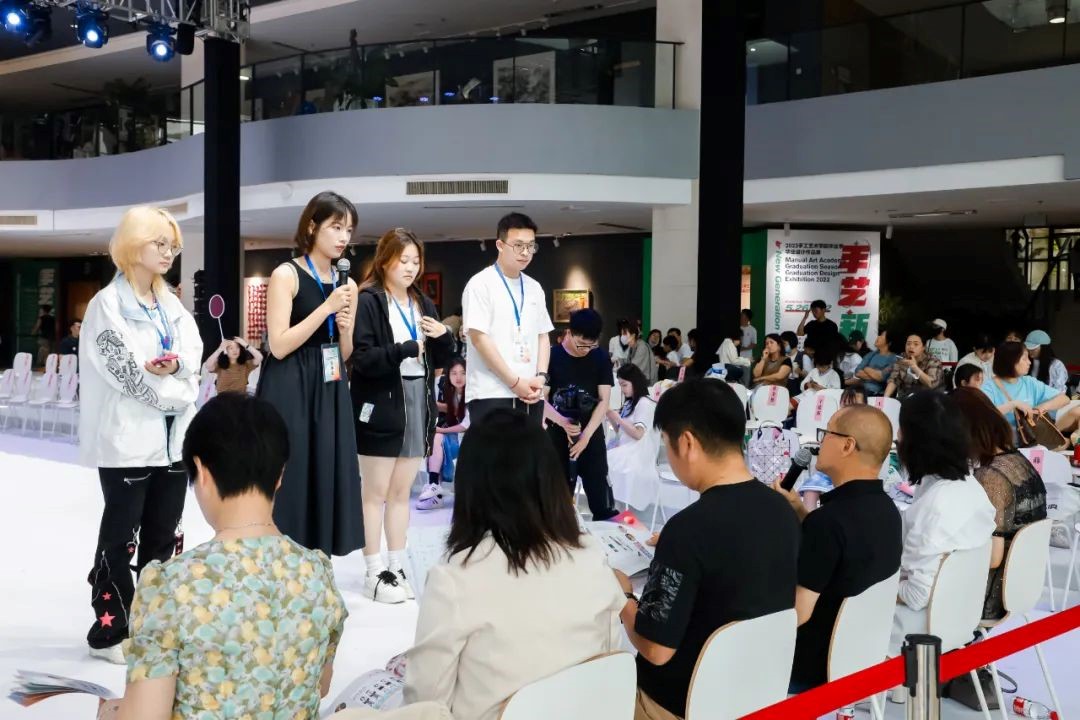 青&ldquo;設(shè)&rdquo;飛揚(yáng) | 2023&ldquo;青田&middot;蘇工美杯&rdquo;江蘇省校服職業(yè)技能定制賽暨江蘇省服裝院校學(xué)生設(shè)計大賽決賽圓滿落幕！