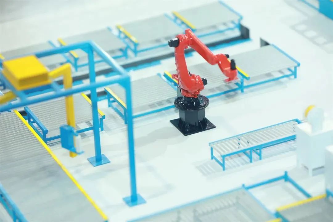 &ldquo;變革紡織世界&rdquo;ITMA2023在意大利米蘭隆重開幕，國際紡織機械聯(lián)合展舉行觀眾推介活動。