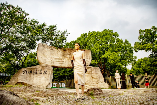 &ldquo;CHOICE YIN&rdquo;驚艷河姆渡，演繹遠(yuǎn)古文明與現(xiàn)代時(shí)尚與的對(duì)話