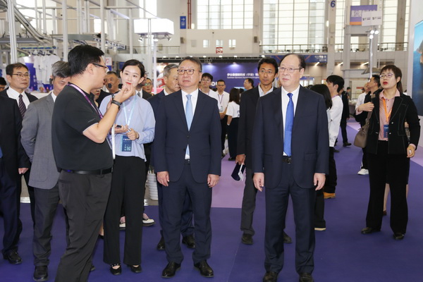 &ldquo;潮涌東方、風(fēng)尚寧波&rdquo;--2023寧波時尚節(jié)暨第27屆寧波國際服裝節(jié)盛大啟幕