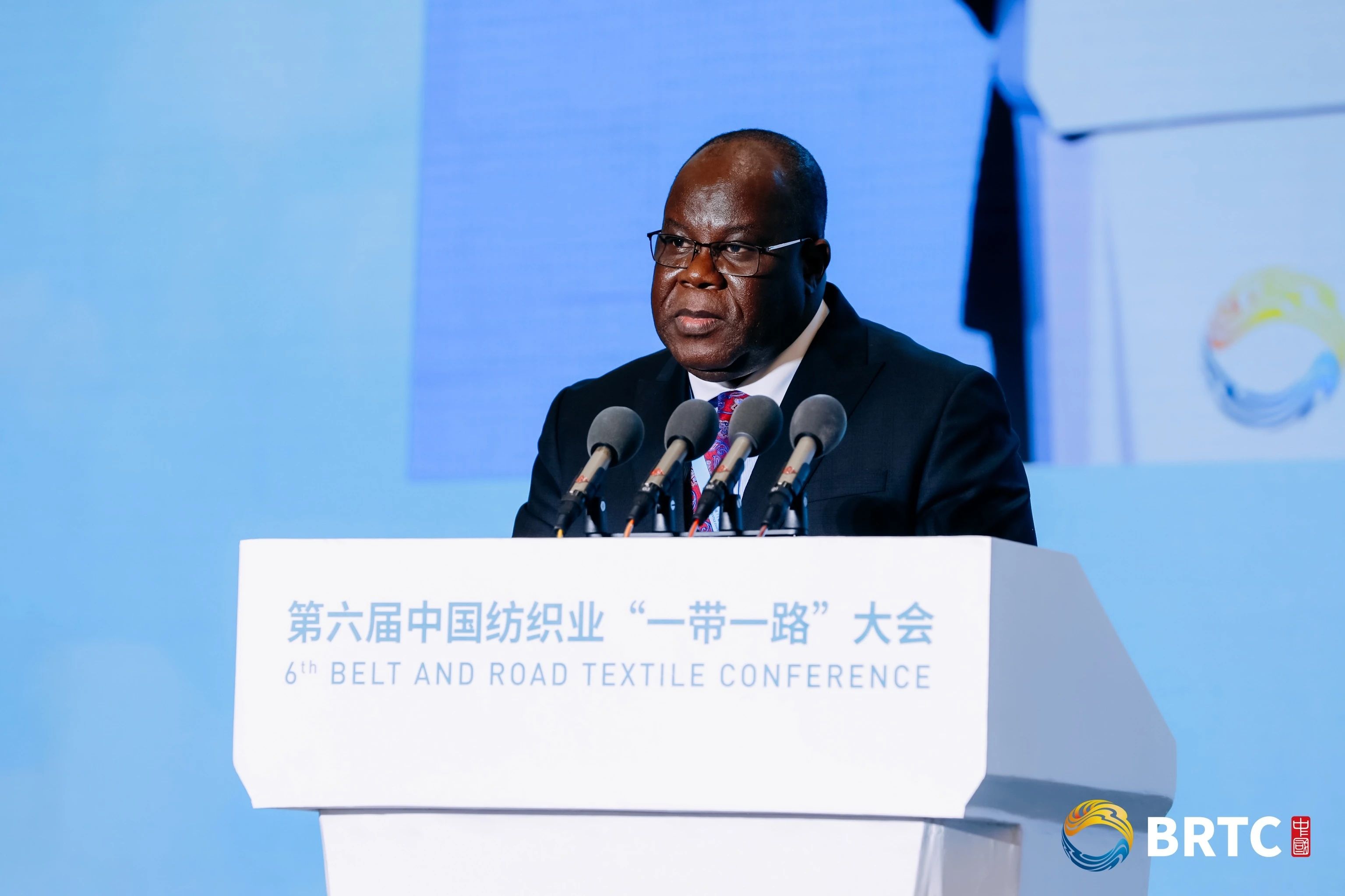 共創(chuàng)全球紡織合作新未來！第六屆中國紡織業(yè)&ldquo;一帶一路&rdquo;大會(huì)成功召開
