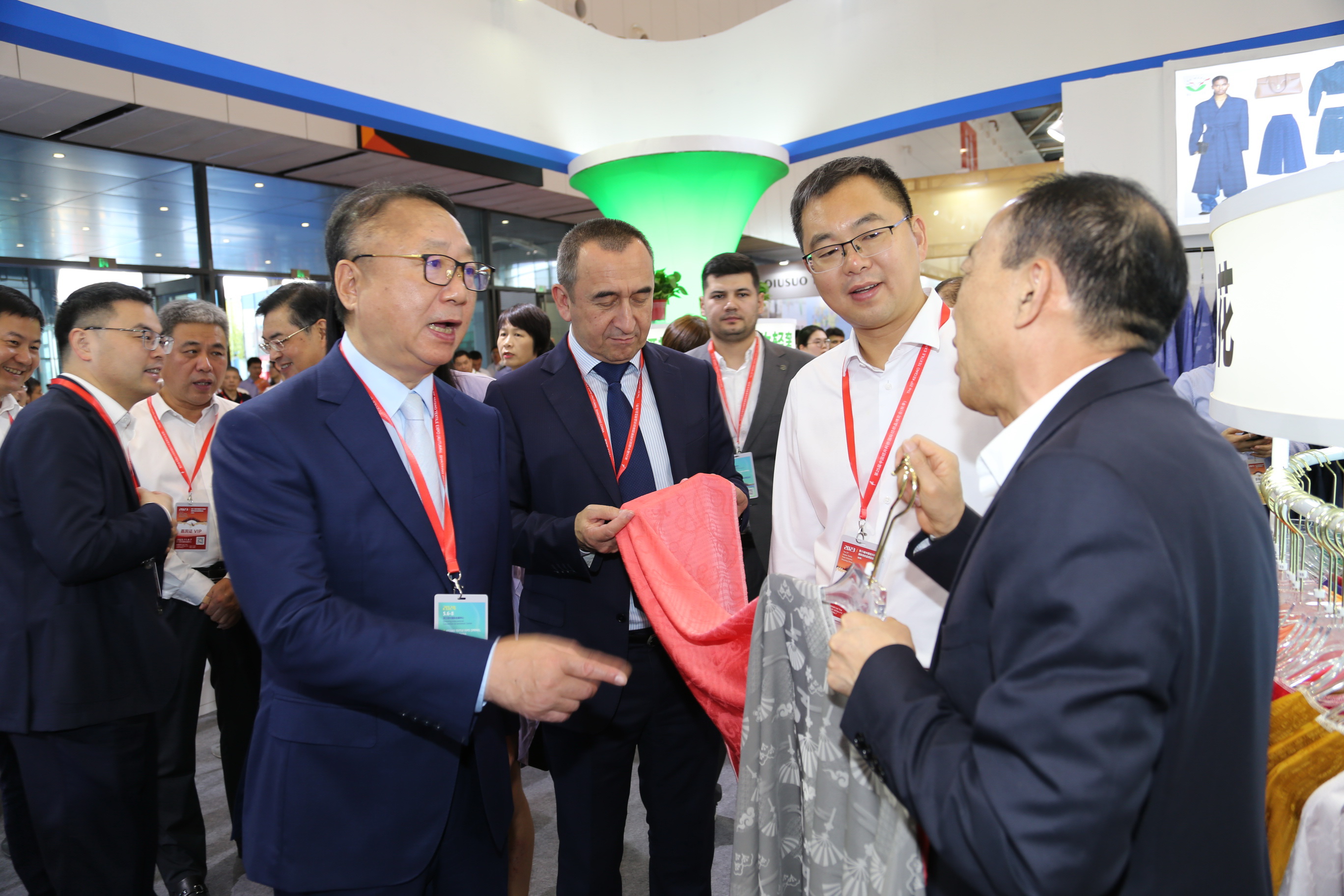 立足全球，筑牢世界紡織產(chǎn)業(yè)節(jié)點--2023第25屆中國紹興柯橋國際紡織品博覽會（秋季）盛大開幕 