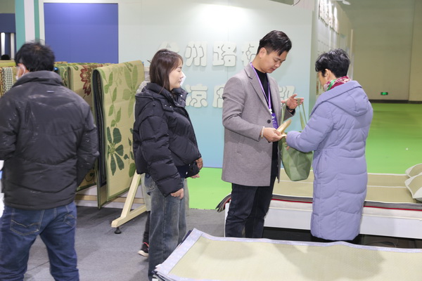 傳承與創(chuàng)新，&ldquo;瑤草&rdquo;家居首次參加夏博會，倍受追捧