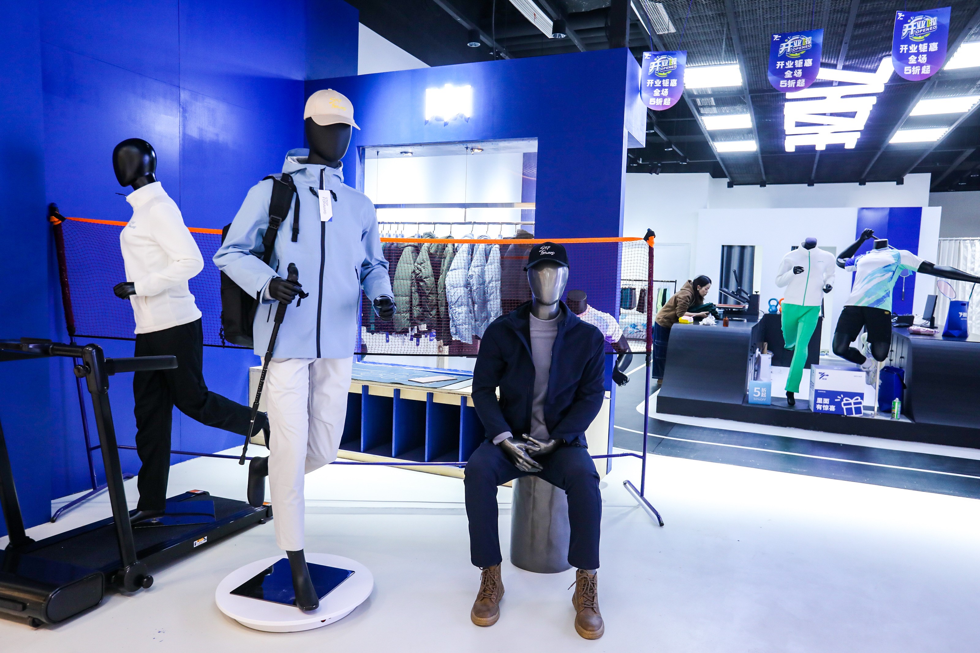 YLI外里全國首店 用運動與藝術(shù)帶你打破&ldquo;野蠻邊界&rdquo;