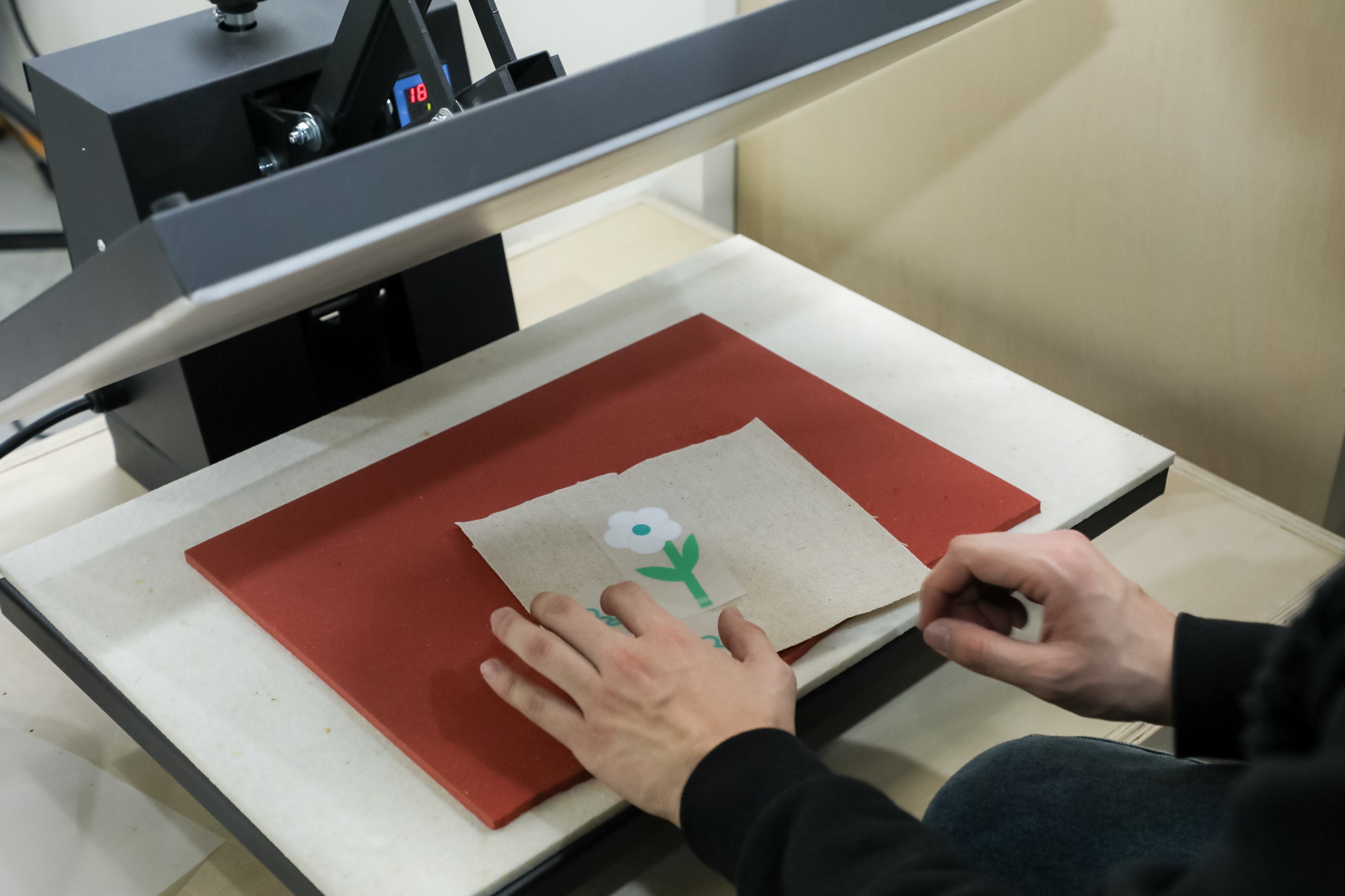 YLI外里全國首店 用運動與藝術(shù)帶你打破&ldquo;野蠻邊界&rdquo;