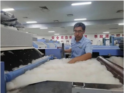 傳承與創(chuàng)新--記&ldquo;中國紡織大工匠&rdquo;東佳集團紀(jì)合聚總工程師