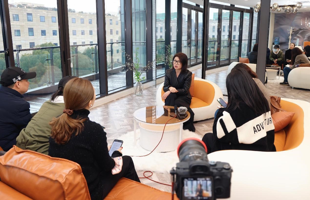 當(dāng)玖姿JUZUI遇上王陶Taoray Wang，開啟進(jìn)階國際品牌的&ldquo;繁花&rdquo;時(shí)代！