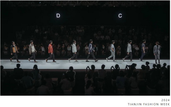 致力于打造民族定制品牌！艾思萊薩新品在天津時裝周圓滿發(fā)布