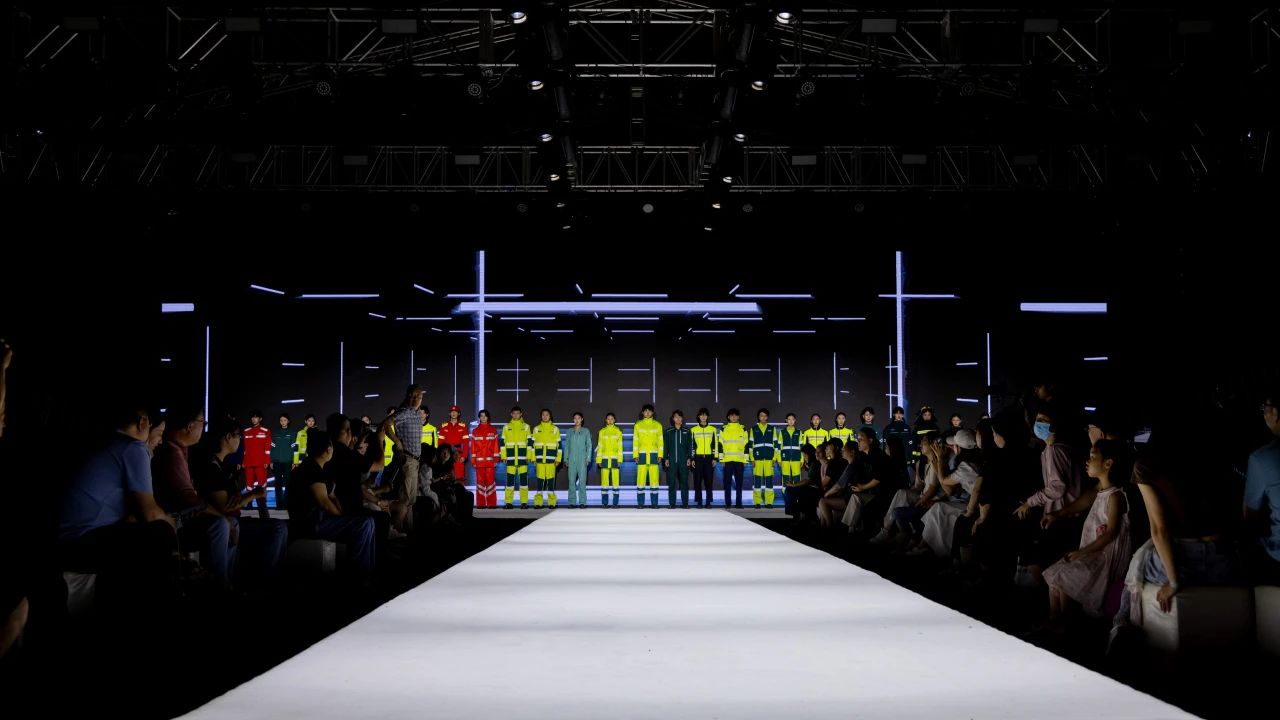 新時代 新力量 新形象&mdash;&mdash;特種行業(yè)職業(yè)裝產品在天津時裝周發(fā)布