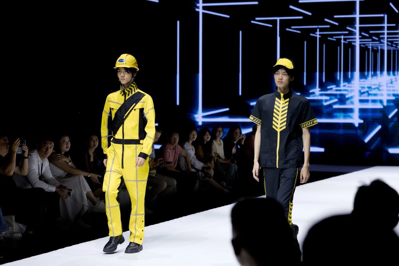 新時代 新力量 新形象&mdash;&mdash;特種行業(yè)職業(yè)裝產品在天津時裝周發(fā)布