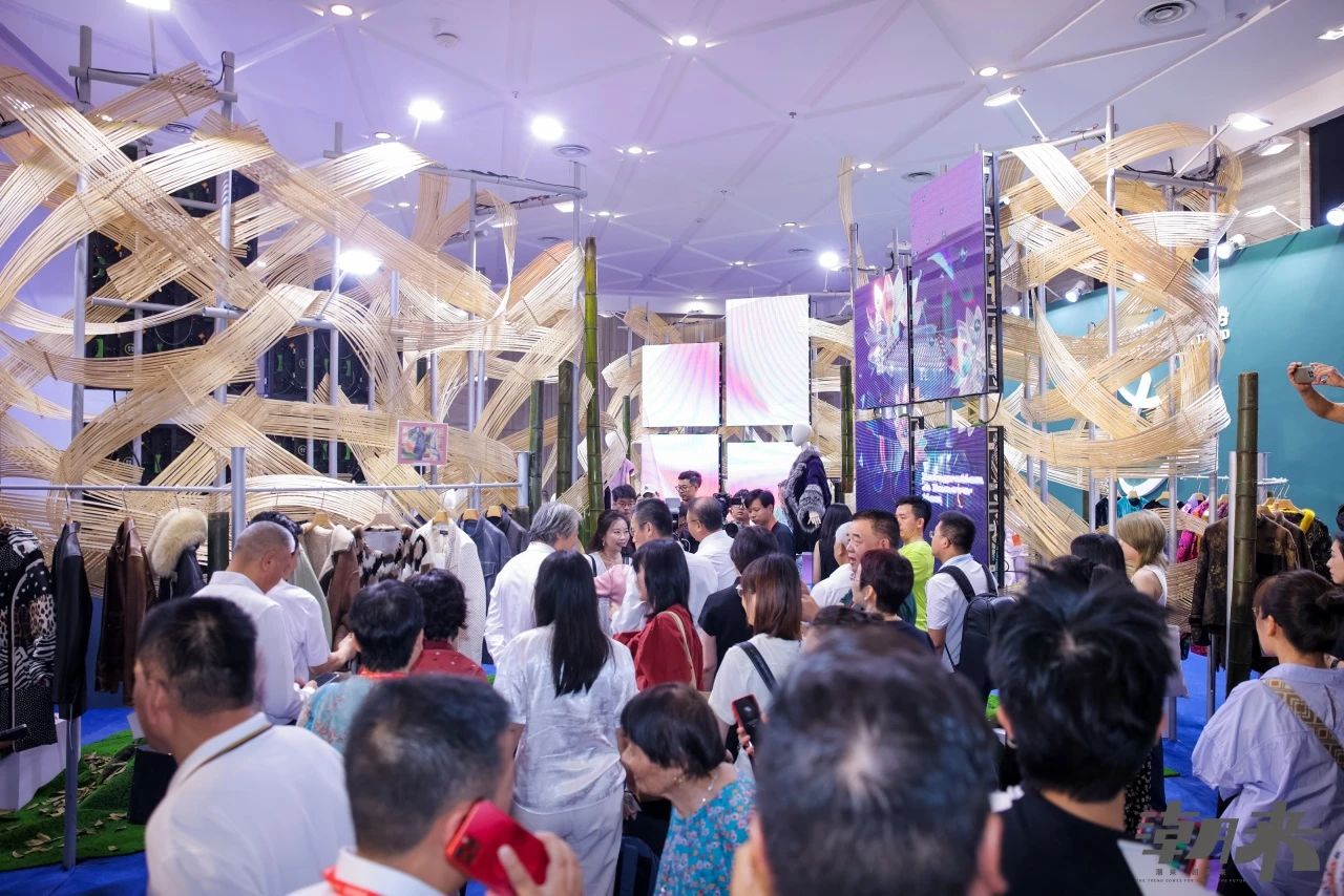 品類全能 品質(zhì)卓越 品牌進(jìn)階 | 2024海寧中國(guó)國(guó)際時(shí)裝展隆重舉行