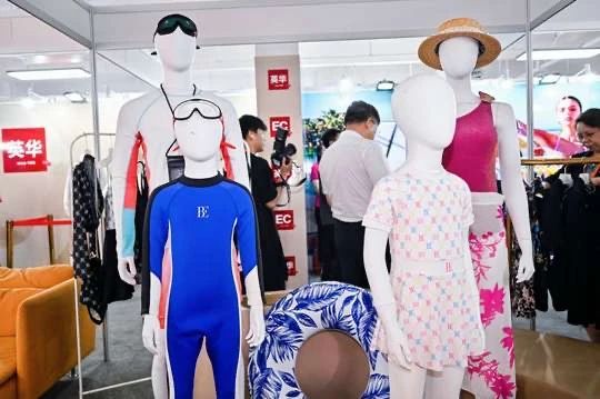 &ldquo;泳&rdquo;動(dòng)興城！2024東北亞（興城）國(guó)際泳裝博覽會(huì)開幕