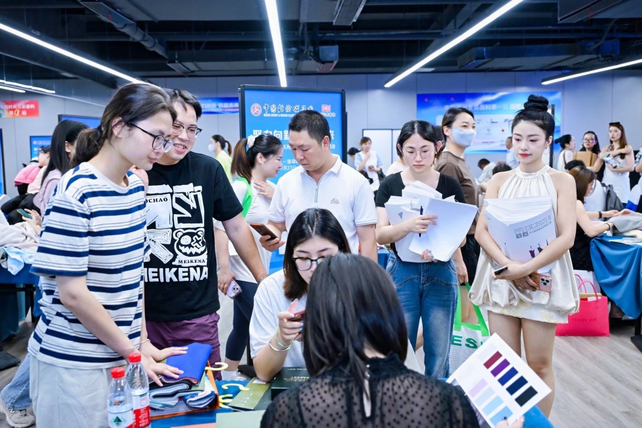 向世界問好！&ldquo;中國時尚女裝面料第一站&rdquo;榮耀啟航