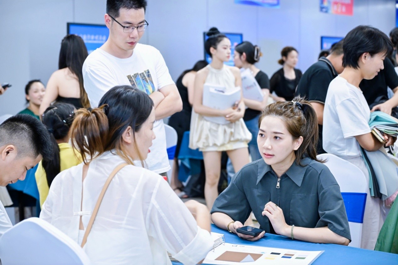 向世界問好！&ldquo;中國時尚女裝面料第一站&rdquo;榮耀啟航