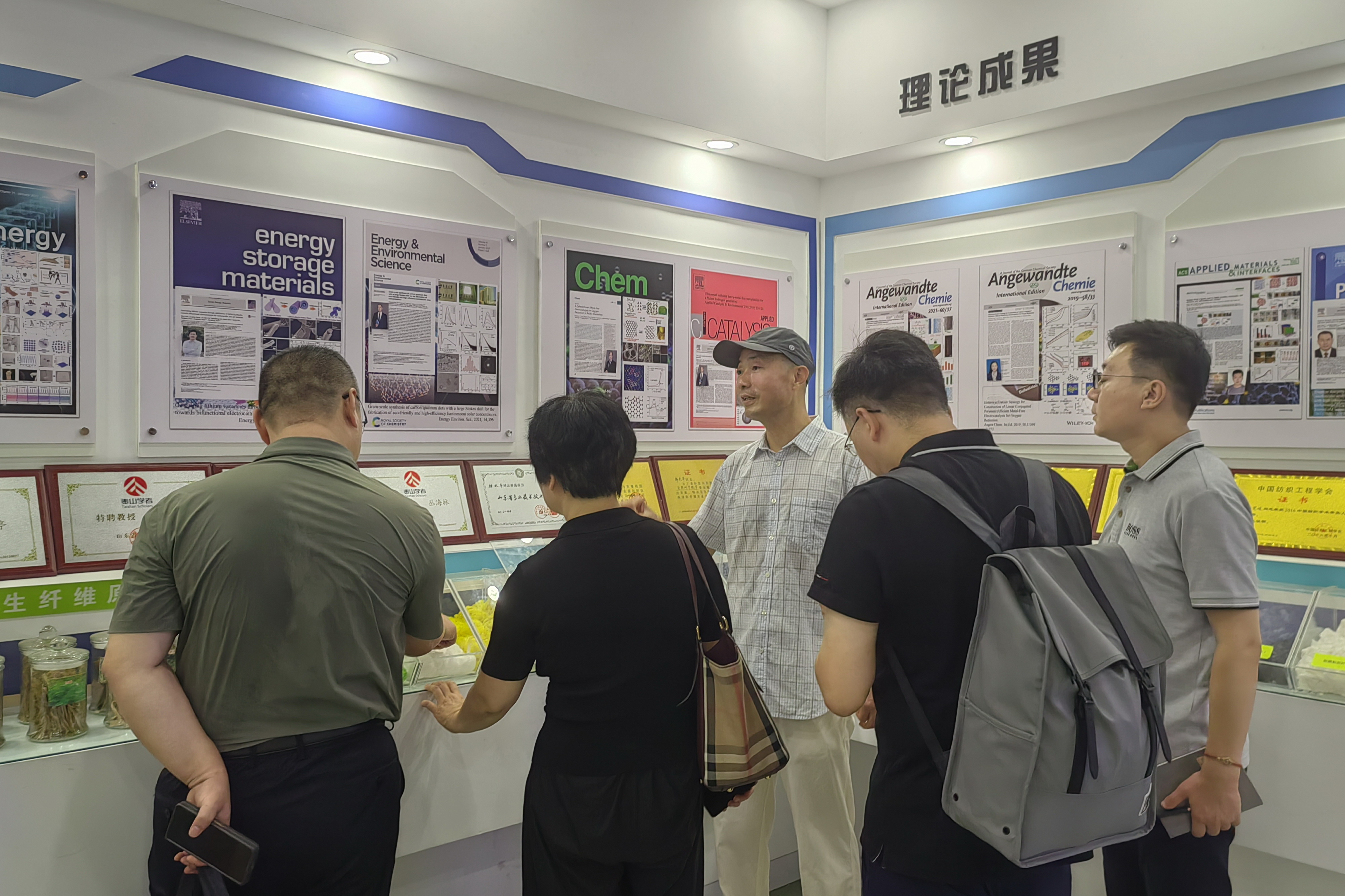 家紡升級，纖維先行--中國家用紡織品行業(yè)協(xié)會朱曉紅會長一行來青調(diào)研