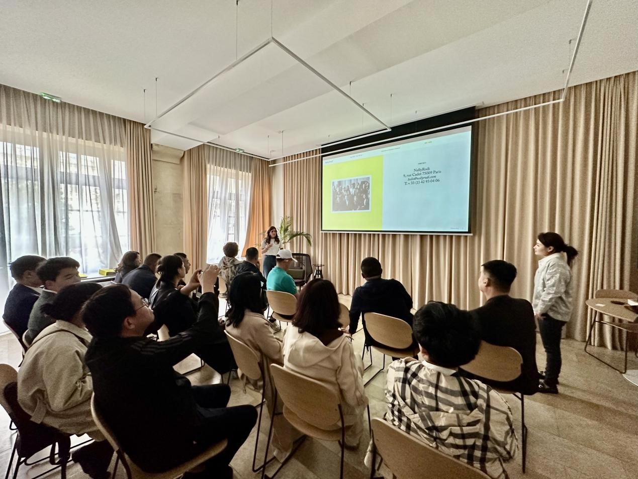 從中國黃河之濱到世界時尚之都：鄂爾多斯市羊絨在巴黎和米蘭大放異彩