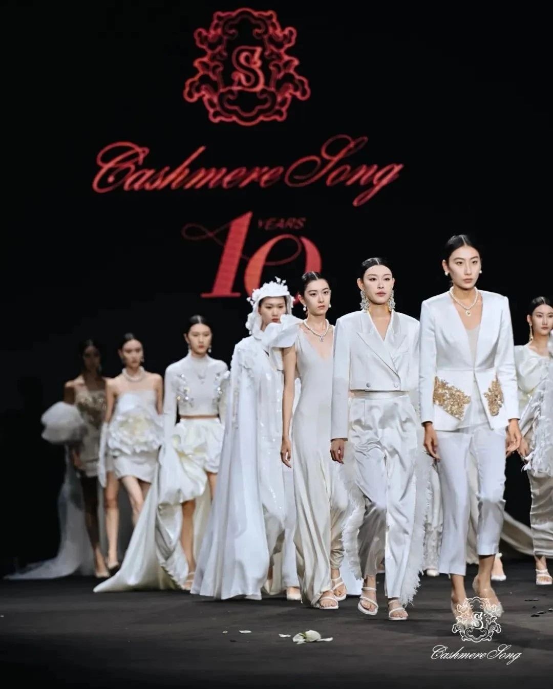 中國（荔秀）優(yōu)質(zhì)女裝采購節(jié)啟幕在即，你們準(zhǔn)備好了嗎？