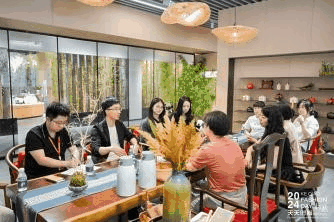 融匯優(yōu)質(zhì)資源，提速時(shí)尚發(fā)展！&ldquo;2024柯橋天天時(shí)尚&rdquo;完美交卷！