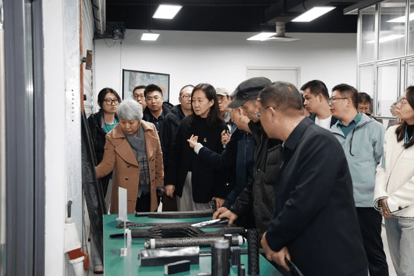 協(xié)同&創(chuàng)新 全面推進(jìn)集群治理現(xiàn)代化！2024中國紡織產(chǎn)業(yè)集群發(fā)展大會在柯橋召開