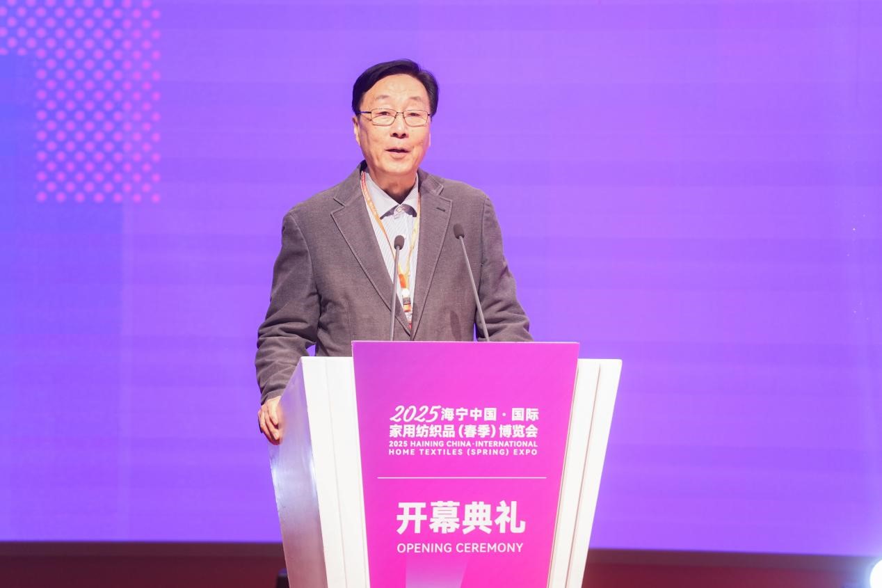 智造織就未來(lái)，錦韻潮動(dòng)全球！2025海寧春季家博會(huì)今日啟幕