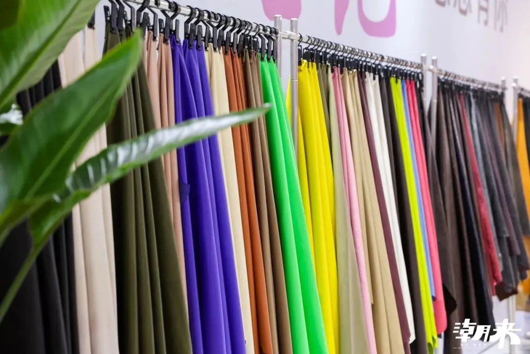 向&ldquo;心&rdquo;而生 逐&ldquo;質&rdquo;而行 2025海寧中國國際皮革毛皮時裝面輔料展盛大開幕