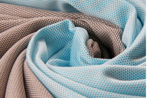 極致創(chuàng)新，讓迭代&reg;滌綸&ldquo;生態(tài)圈&rdquo;再次火爆2025yarnexpo春夏展