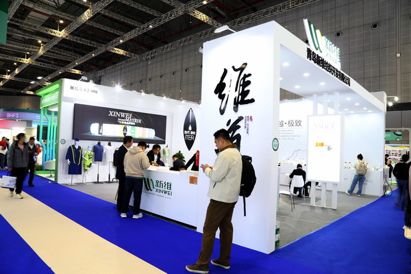 極致創(chuàng)新，讓迭代&reg;滌綸&ldquo;生態(tài)圈&rdquo;再次火爆2025yarnexpo春夏展