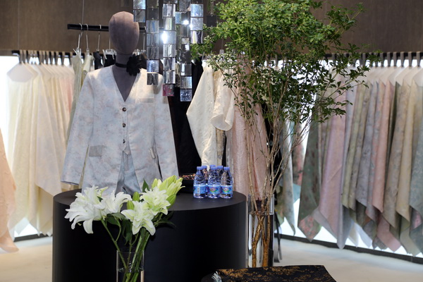 潮涌鵬城，開啟時(shí)尚 &ldquo;超鏈接&rdquo;丨第30屆FASHION SOURCE時(shí)尚之源深圳展、AW25深圳原創(chuàng)時(shí)裝周盛大啟幕