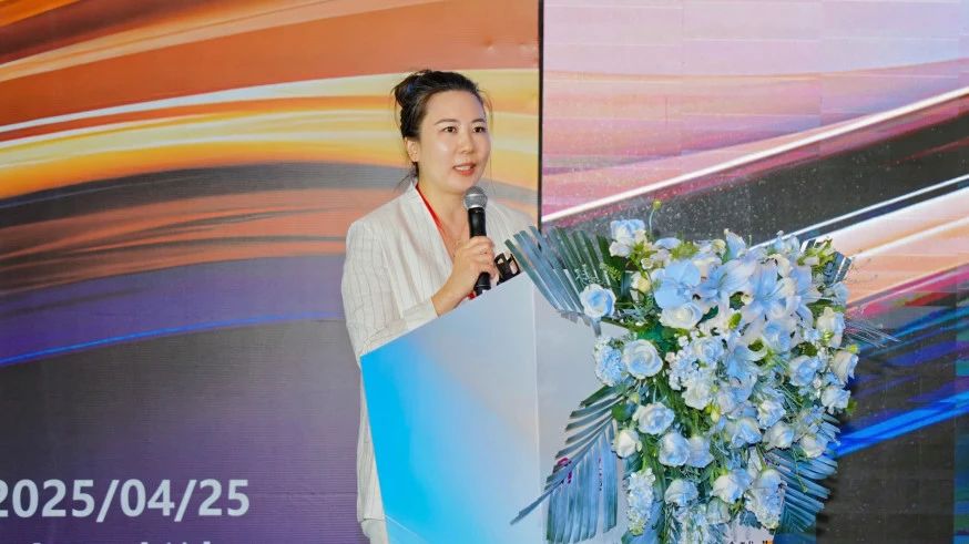 拓展國(guó)內(nèi)市場(chǎng)，深化協(xié)同共贏！?2025&ldquo;絲路柯橋&middot;布滿全球&rdquo;對(duì)接會(huì)走進(jìn)長(zhǎng)沙