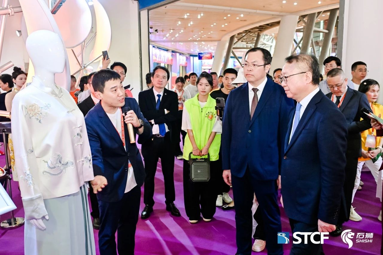 時(shí)尚與科技并駕齊驅(qū)！&ldquo;十大類紡織創(chuàng)新產(chǎn)品&rdquo;亮相石獅紡博會(huì)