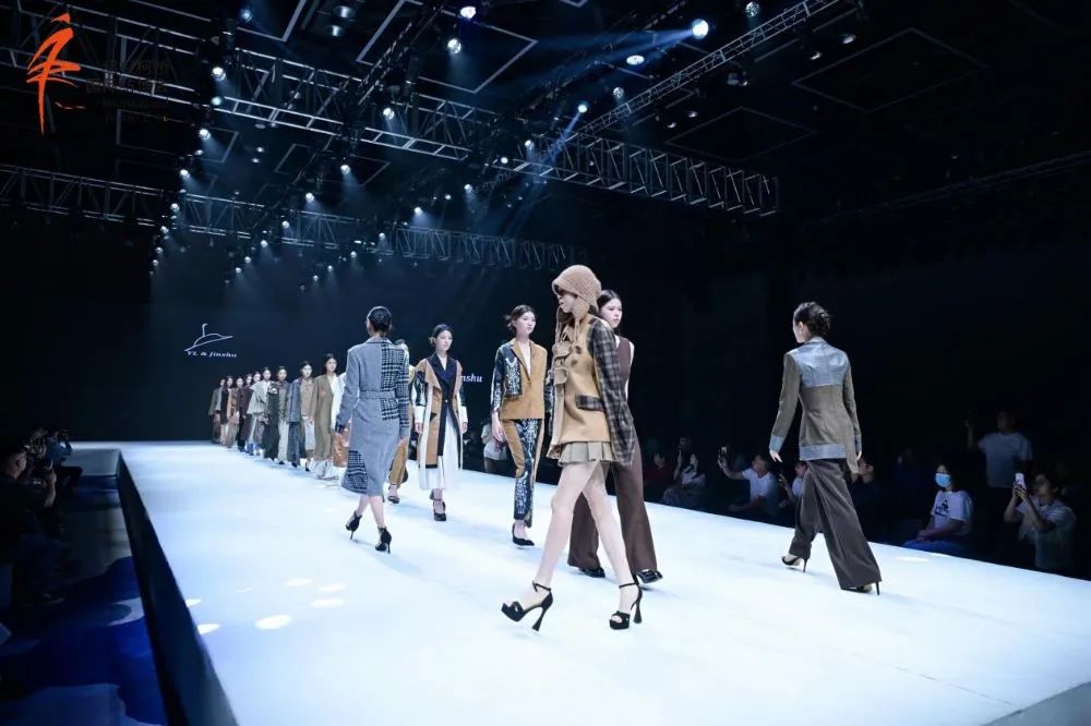 商貿(mào)對(duì)接超預(yù)期，產(chǎn)業(yè)鏈協(xié)同創(chuàng)新再升級(jí)！2025柯橋春季國(guó)際紡博會(huì)圓滿落幕