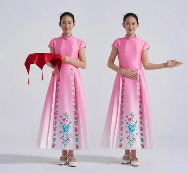 第十五屆全運(yùn)會頒獎禮服發(fā)布：馬面裙、三藍(lán)繡、旗袍領(lǐng)，非遺元素彰顯灣區(qū)魅力