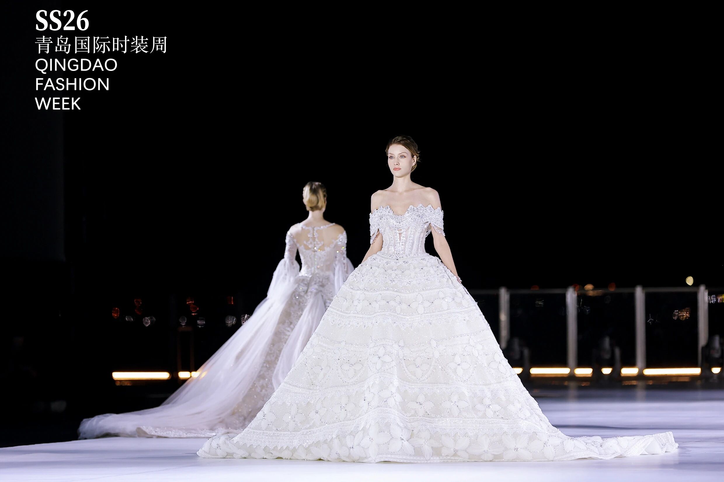 潮涌浮山灣畔 時(shí)尚綺夢啟航--2025中國（青島）國際時(shí)裝周盛大啟幕！
