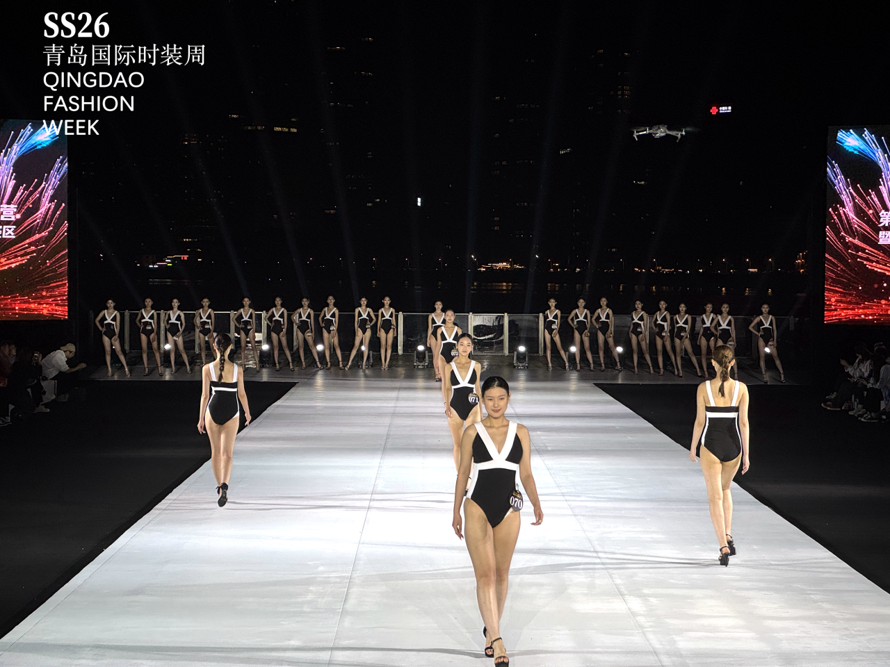 潮涌浮山灣畔 時(shí)尚綺夢啟航--2025中國（青島）國際時(shí)裝周盛大啟幕！