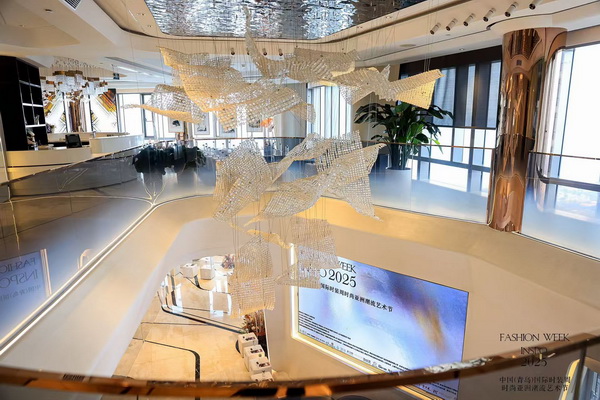 亞洲風尚先行者 共繪"INSPO"新篇章--第24屆中國（青島）時裝周&middot;時尚亞洲潮流藝術節(jié)開幕