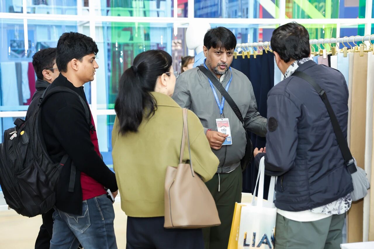 "跨界融合 健康未來"--第十屆全國紡織科技成果轉(zhuǎn)化與合作大會在柯橋召開