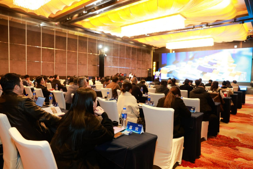 80余家企業(yè)赴會(huì)，簽約超4億元！三師這場(chǎng)在寧波舉行的推介會(huì)為何吸引力十足？