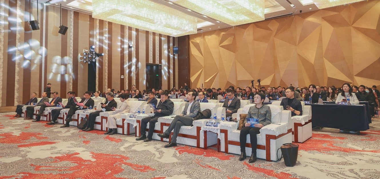 品質(zhì)立根 品牌揚(yáng)帆！2025 紡織服裝創(chuàng)新年會(huì)解鎖 &ldquo;以質(zhì)取勝、以牌興業(yè)&rdquo; 密碼