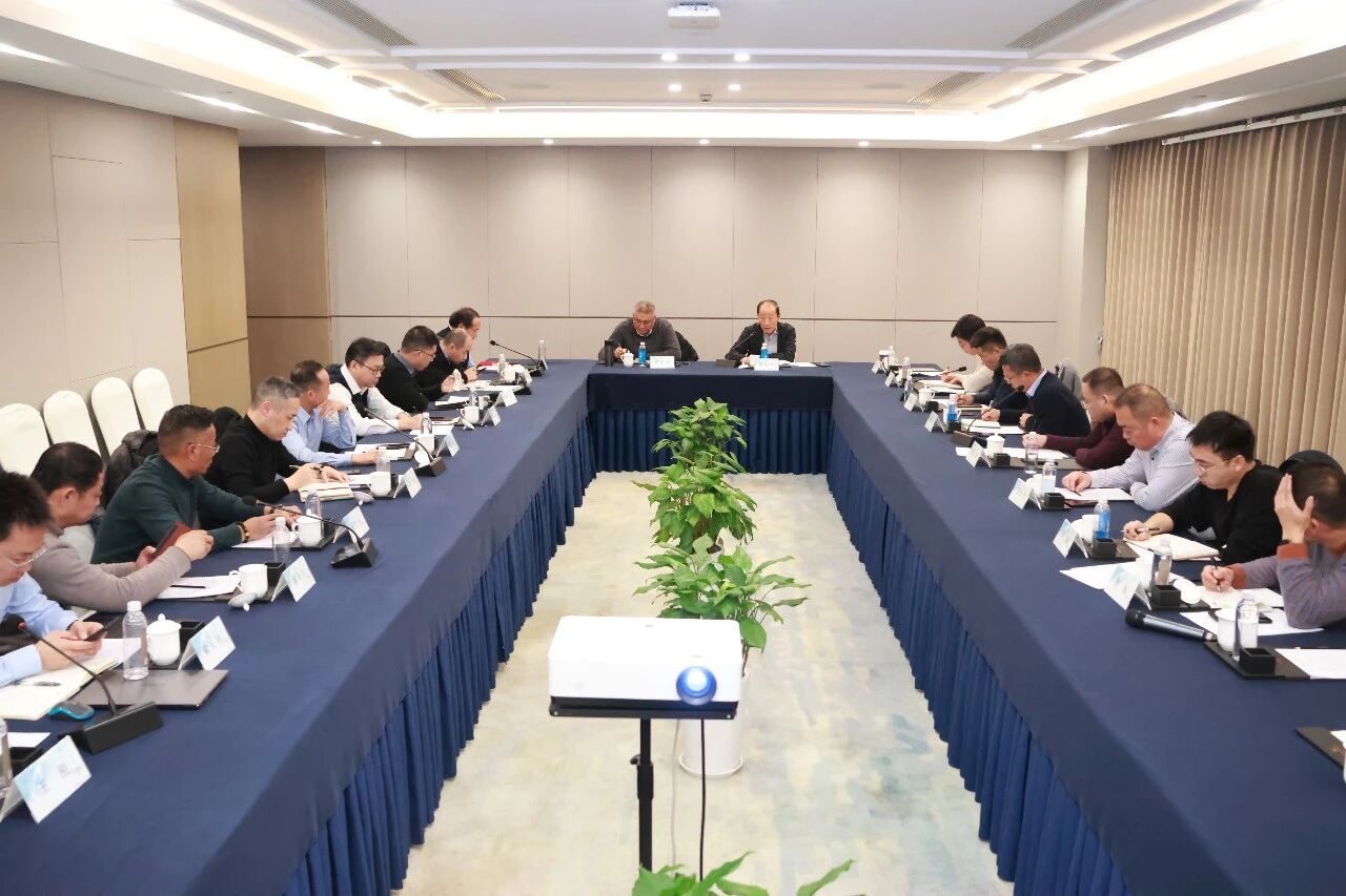 同心聚力 創(chuàng)新共生 | 2025年中國化學(xué)纖維工業(yè)協(xié)會超高分子量聚乙烯纖維分會年會在如東召開