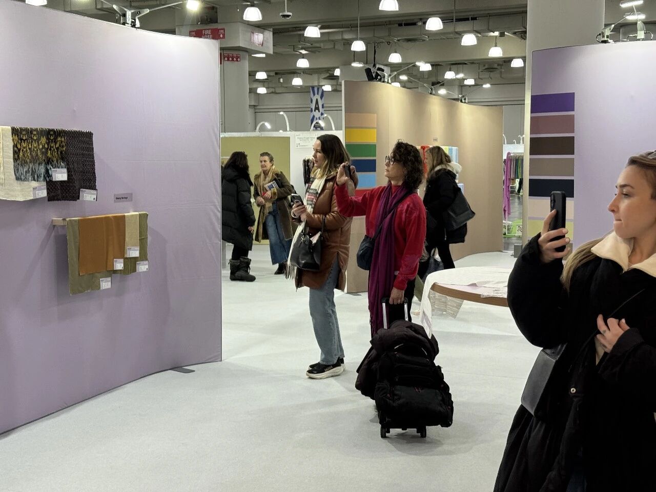 美國(guó)TEXWORLD服裝面料展紐約國(guó)際服裝采購(gòu)展APP啟幕