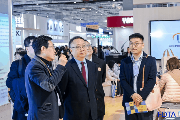 &ldquo;AI+紡織&rdquo;破局轉型痛點！數(shù)字時尚創(chuàng)新空間匯聚全鏈路數(shù)智新科技