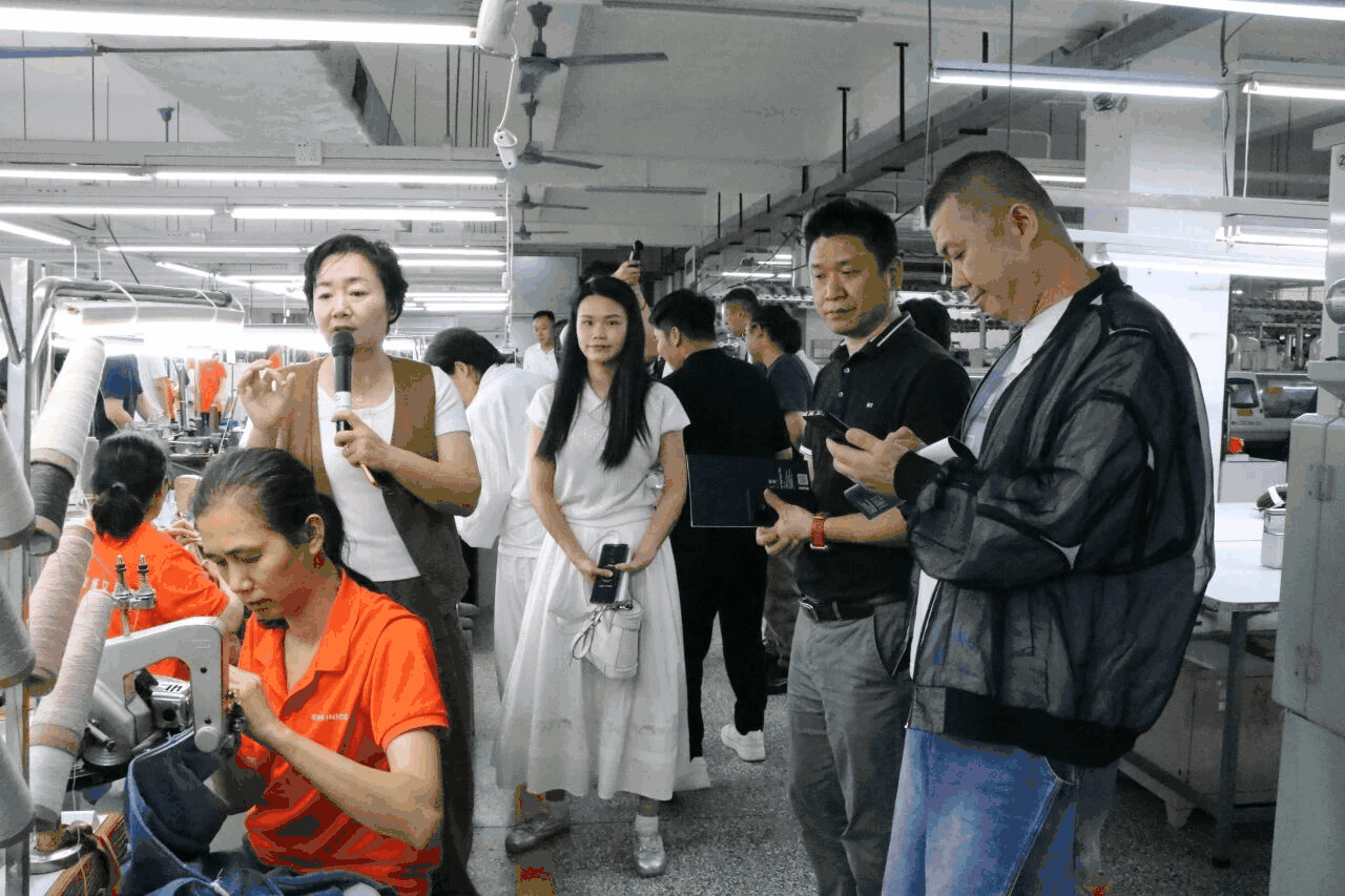 大朗毛織新技術(shù)、新紗線、新設(shè)備閉門交流會圓滿舉行