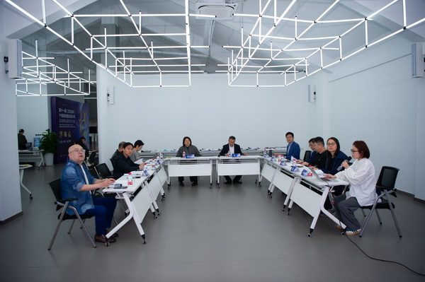 以人才培育為行業(yè)注入持久驅動力！第十一屆十佳紡織面料設計師評審會于柯橋舉行